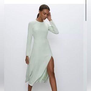 Aritzia’s Meghan Babaton Dress. Never worn.